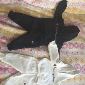 Black and white champion sweatsuit size:6 months